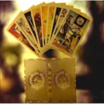 Tarot Rider Waite Dorado Premium: 78 Láminas Lujosas de PVC