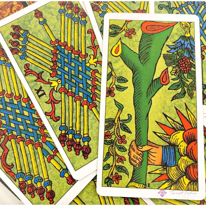 Tarot Marsella Papus: Guía Completa + eBook para Coleccionistas y Aprendices