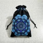 Mantel Altar Tarot Azul, mandala sagrado con lunas para intuición y equilibrio - Image 4
