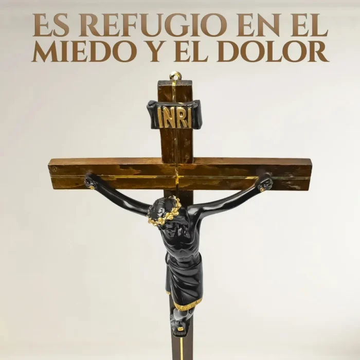 Cristo Negro de Pared | Resina y Madera con INRI - Image 4