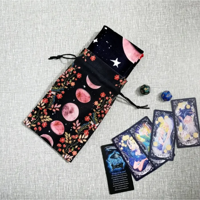 Mantel de Tarot Negro | Fases de la Luna Rosa | Editorial EMU - Image 3